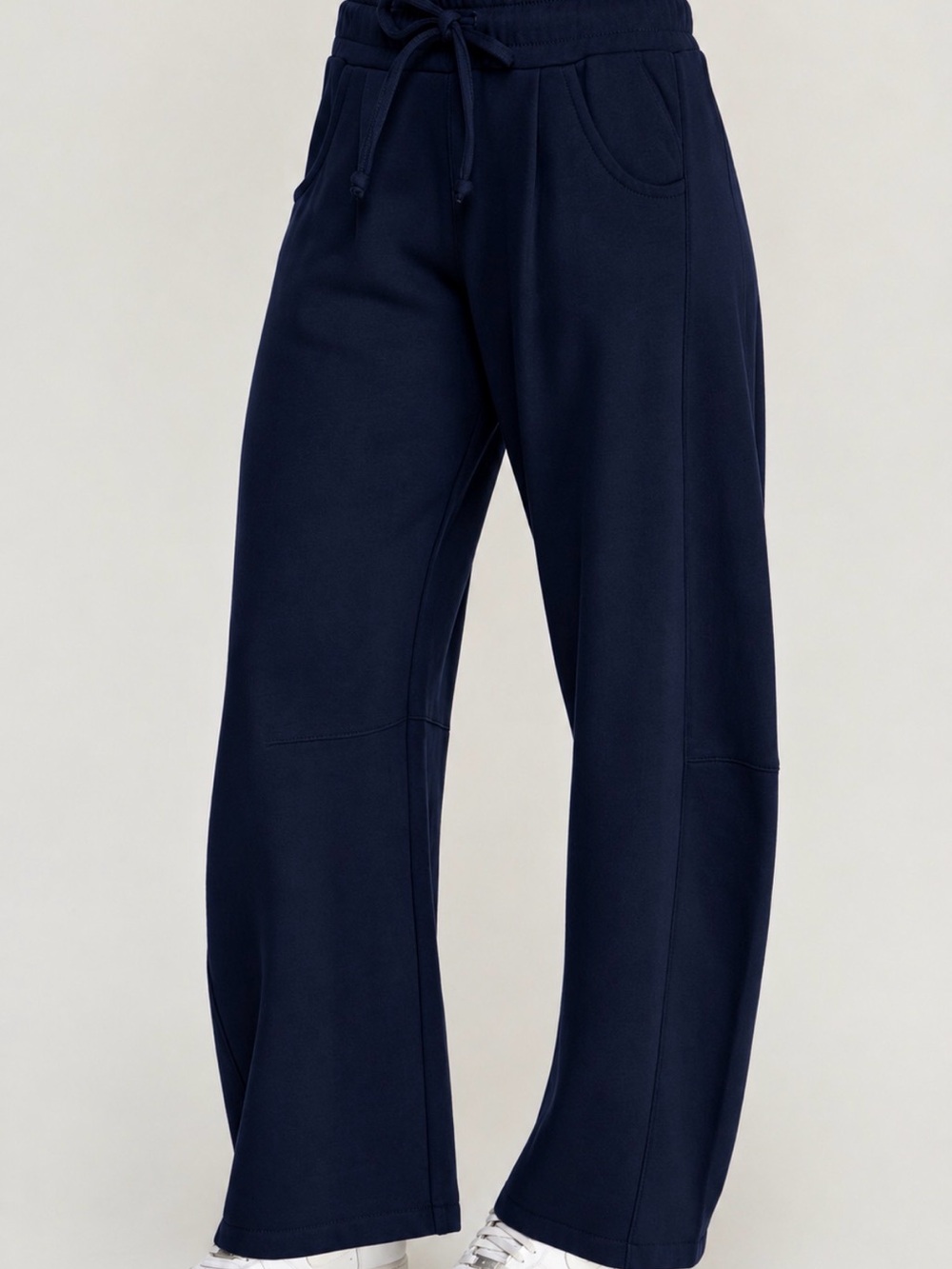#184 BARREL LEG SWEATPANTS